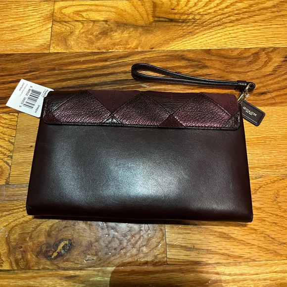 Coach Continental Wallet wristlet Brand New - Picture 3 of 4